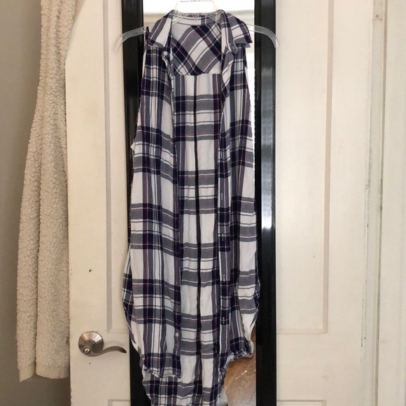 Rails sleeveless button up - Picture 1 of 3